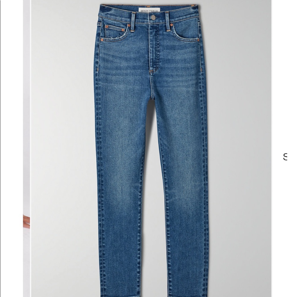 Aritzia denim forum the Lola high rise 26L 26W NWT